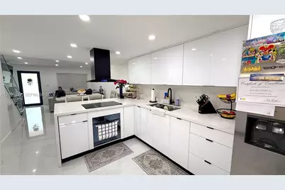 1142 W 42nd St #19, Hialeah, FL 33012 - Photo 4