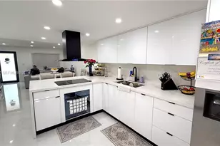 1142 W 42nd St, Hialeah, FL 33012 - Photo 4