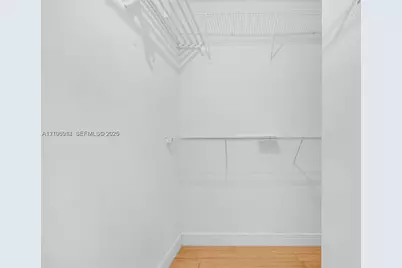 320 85th St #20, Miami Beach, FL 33141 - Photo 6