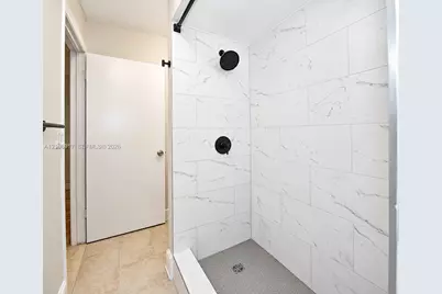 1237 SW 46th Ave #813, Pompano Beach, FL 33069 - Photo 6