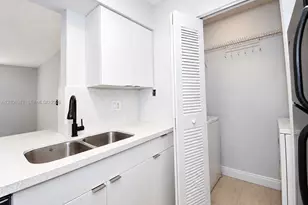 1237 SW 46th Ave, Pompano Beach, FL 33069 - Photo 8