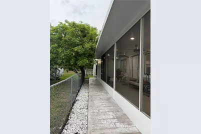 19800 SW 180 Ave T, Miami, FL 33187 - Photo 16