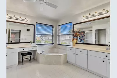 2654 SW 181st Ter, Miramar, FL 33029 - Photo 16