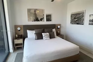 159 NE 6th St, Miami, FL 33131 - Photo 6