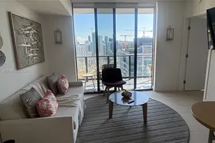 159 NE 6th St, Miami, FL 33131 - Photo 8