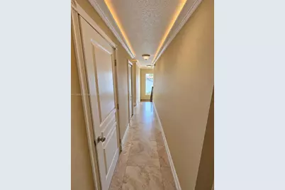 652 NW 134th Ave, Miami, FL 33182 - Photo 12