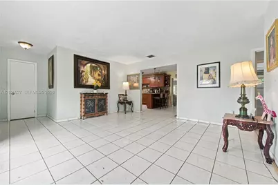 9121 SW 184th Ter, Cutler Bay, FL 33157 - Photo 4