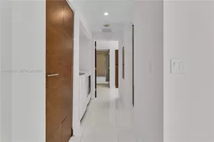 901 Brickell Key Blvd, Miami, FL 33131 - Photo 36