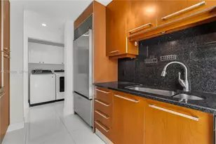 901 Brickell Key Blvd, Miami, FL 33131 - Photo 10