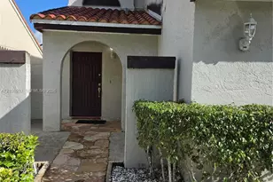 6328 NW 181st Terrace, Hialeah, FL 33015 - Photo 2