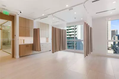 175 SW 7th St #1707, Miami, FL 33130 - Photo 12