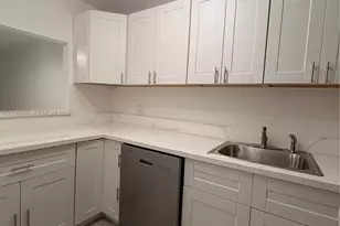 5050 NW 7th St, Miami, FL 33126 - Photo 6
