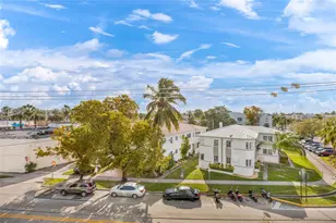 7133 Bay Dr, Miami Beach, FL 33141 - Photo 2