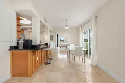1040 10th St #402, Miami Beach, FL 33139 - Photo 12