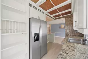 4510 Monterey Dr, Tamarac, FL 33319 - Photo 6