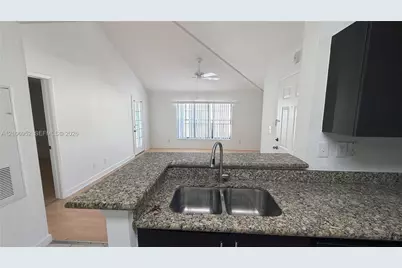 4058 NW 87th Ave #4058, Sunrise, FL 33351 - Photo 2