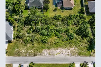 669/671 Grant Blvd, Lehigh Acres, FL 33974 - Photo 4