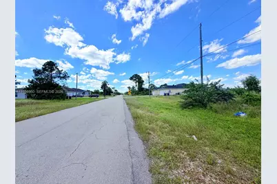 669/671 Grant Blvd, Lehigh Acres, FL 33974 - Photo 10