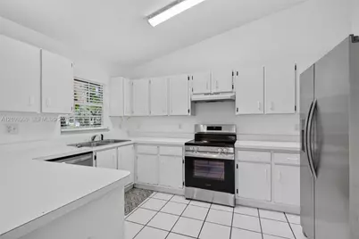 3752 NW 122nd Ter, Sunrise, FL 33323 - Photo 12