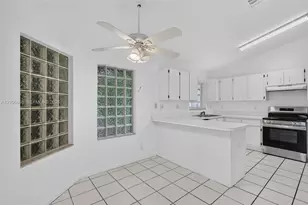 3752 NW 122nd Terrace, Sunrise, FL 33323 - Photo 10