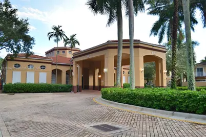 12813 SW 32nd St #138, Miramar, FL 33027 - Photo 2