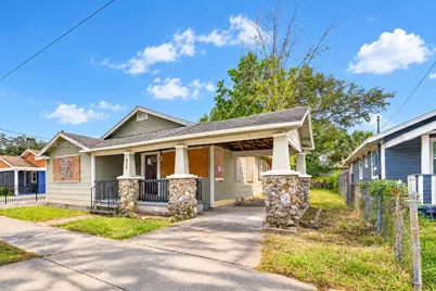 913 E 28th Ave, Tampa, FL 33605 - Photo 2