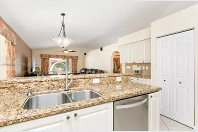 3801 SW 147th Ave, Miramar, FL 33027 - Photo 24