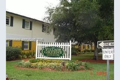1711 Dixon #208, Cocoa, FL 32922 - Photo 2