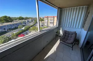 410 NW 68th Ave, Plantation, FL 33317 - Photo 8