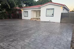 855 NW 17th Pl, Miami, FL 33125 - Photo 16