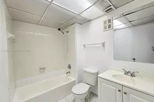 7911 N Colony Cir N, Tamarac, FL 33321 - Photo 10