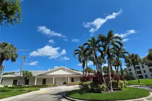 3716 Whitehall Dr, West Palm Beach, FL 33401 - Photo 14