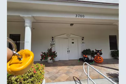 3716 Whitehall Dr #304, West Palm Beach, FL 33401 - Photo 16