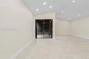 4825 SW 152nd Ct, Miami, FL 33185 - Photo 4