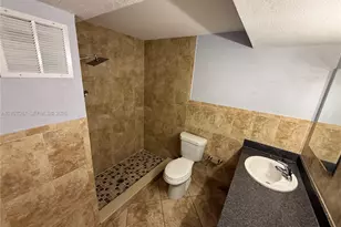 7600 SW 82nd St, Miami, FL 33143 - Photo 4