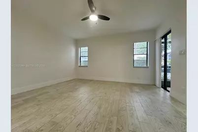 2456 NW 89 Drive #., Coral Springs, FL 33065 - Photo 10