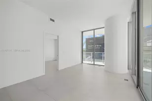 1400 Biscayne Blvd, Miami, FL 33132 - Photo 10