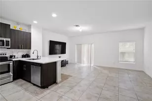 1128 NW 40th Ter, Lauderhill, FL 33313 - Photo 6