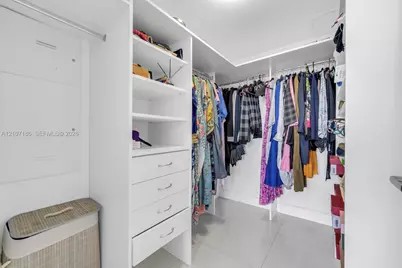 465 Brickell Ave #5002, Miami, FL 33131 - Photo 6