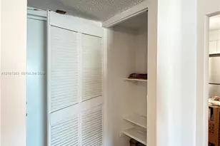 1418 Collins Ave, Miami Beach, FL 33139 - Photo 10