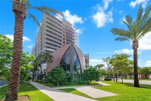 13899 Biscayne Blvd, Miami, FL 33181 - Photo 10
