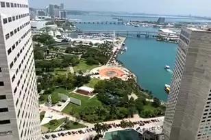 325 S Biscayne Blvd, Miami, FL 33131 - Photo 10