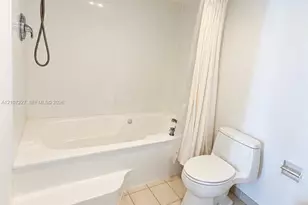 520 Brickell Key Dr, Miami, FL 33131 - Photo 14