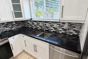 2529 NE 41st Terrace, Homestead, FL 33033 - Photo 6