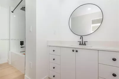 11111 Biscayne Blvd #1125, Miami, FL 33181 - Photo 8