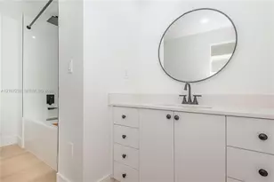 11111 Biscayne Blvd, Miami, FL 33181 - Photo 8