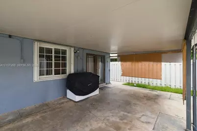 2090 SW 70th Ave, Miami, FL 33155 - Photo 30