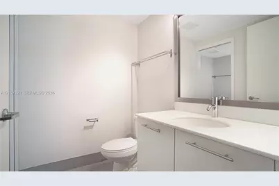 92 SW 3rd St #1803, Miami, FL 33130 - Photo 16