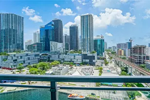 92 SW 3rd St, Miami, FL 33130 - Photo 20
