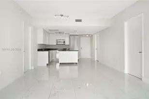 92 SW 3rd St, Miami, FL 33130 - Photo 6